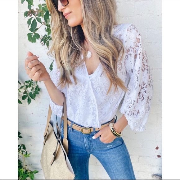 Express Floral Lace White Wrap Thong Bodysuit NWT - Picture 4 of 5